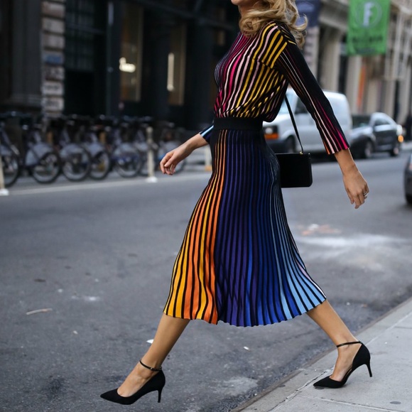 NWT 🆕✨KENZO (Paris) Midi Flare Rib Knit Skirt, NEW✨ - Picture 4 of 17